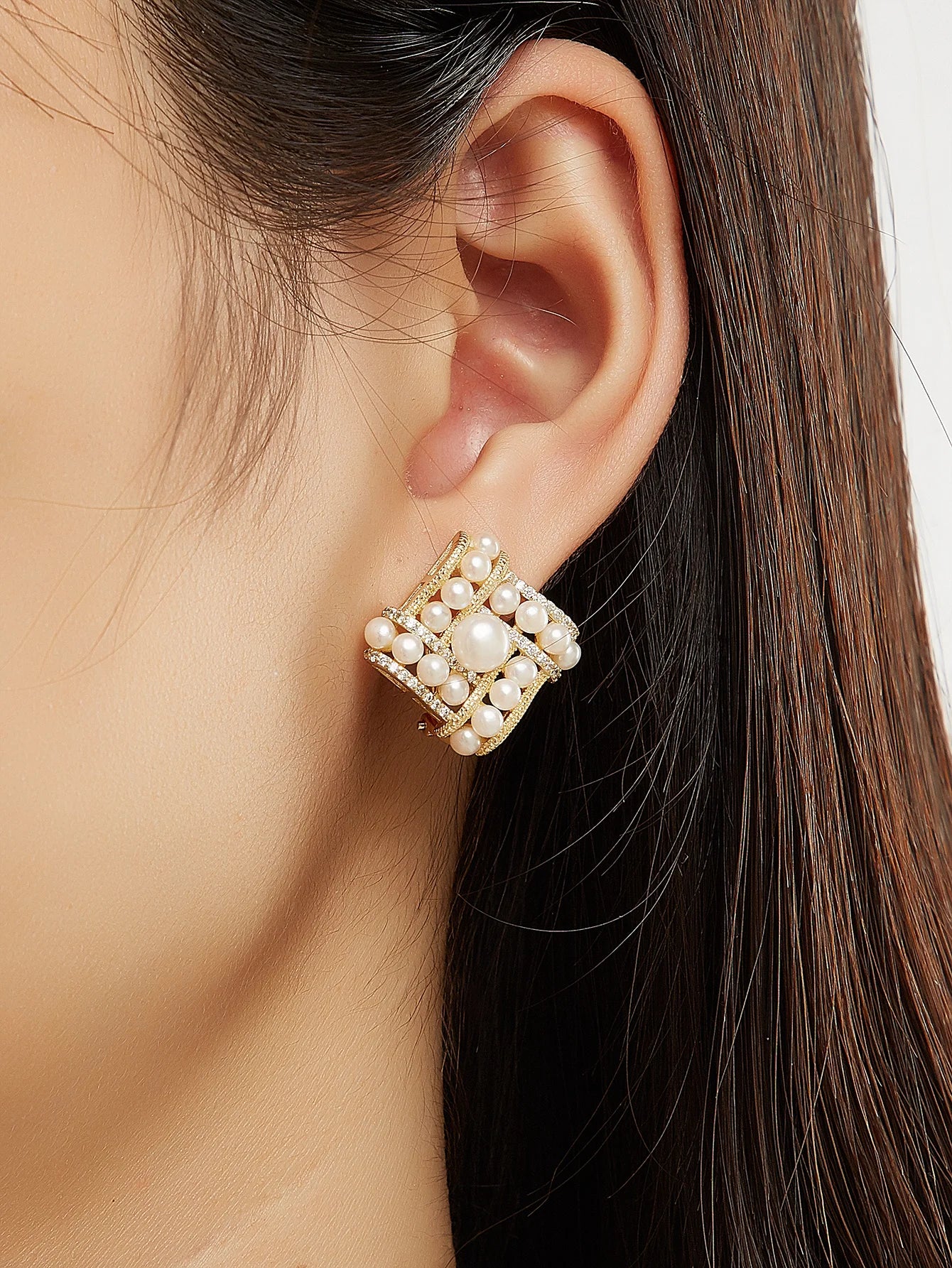 Lustre Mosaic Freshwater White Pearl Studs