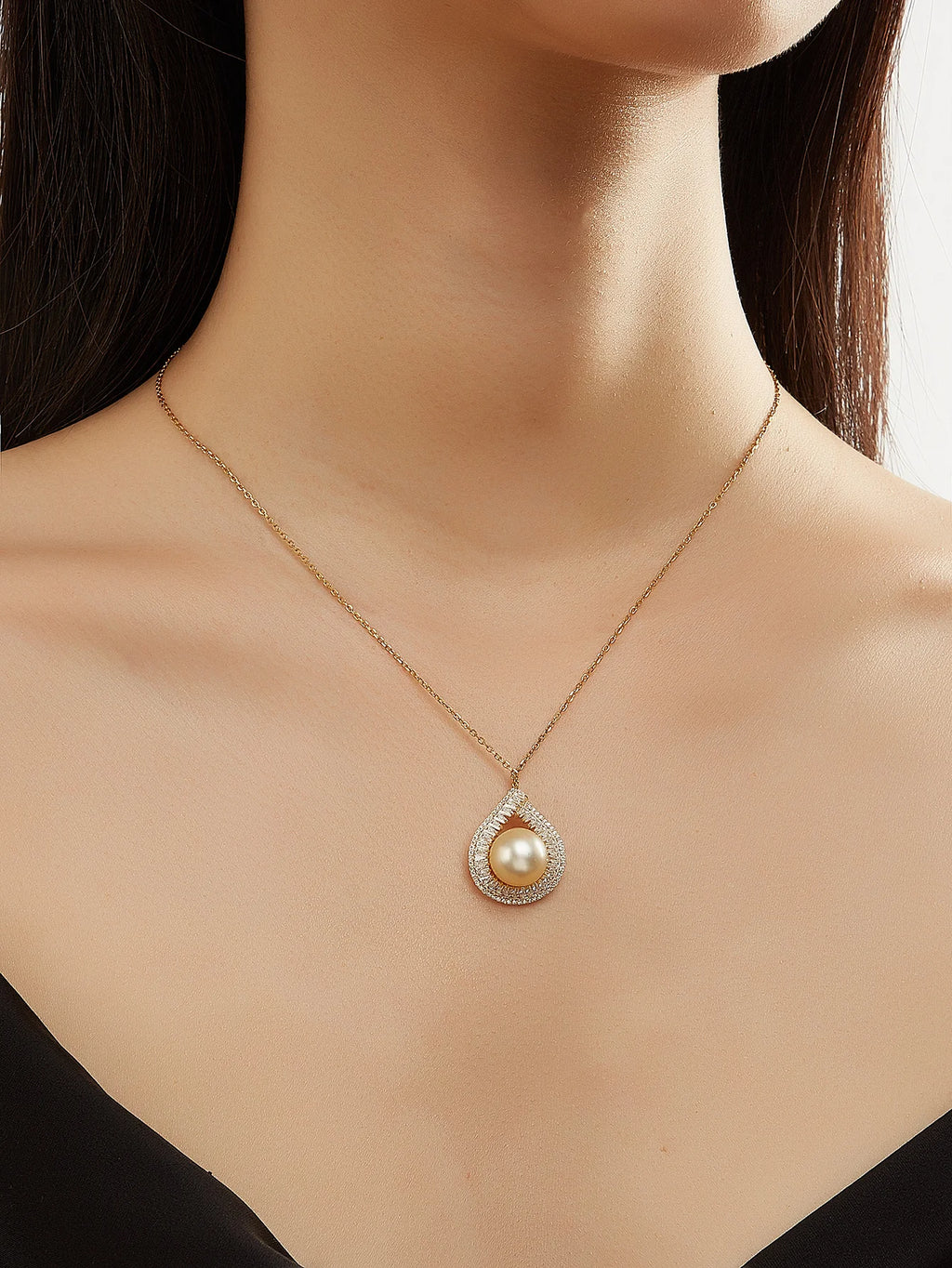 Teardrop South Sea Golden Pearl Pendant Necklace