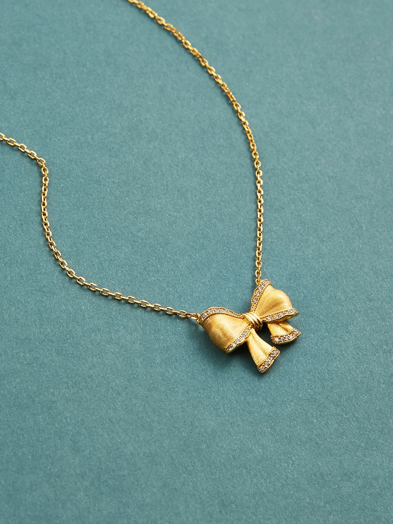 Golden Ribbon Necklace