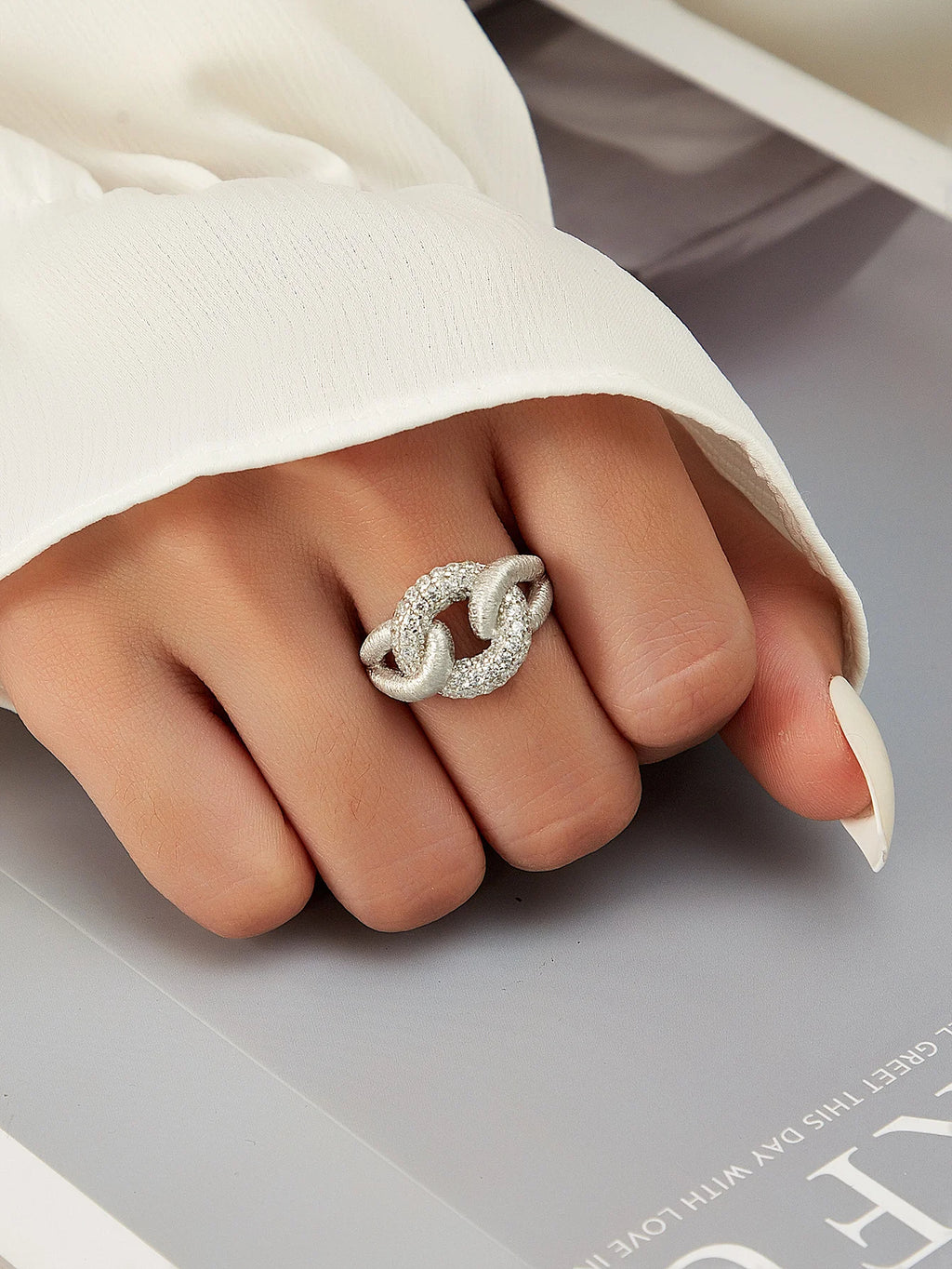 Astrid Knot Ring